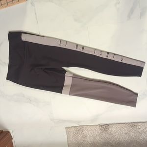 Nike just do it colorblock leggings